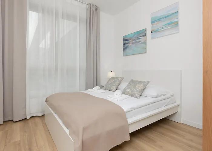 Os Krolewska - Comfortable In Wilanow *