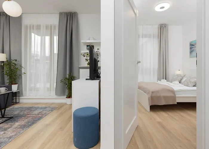 Os Krolewska - Comfortable In Wilanow *