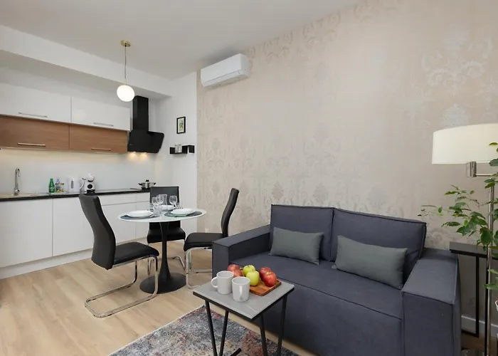 Os Krolewska - Comfortable In Wilanow *