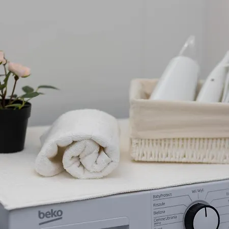 Oś Królewska - Comfortable In Wilanów Apartamento Varsovia