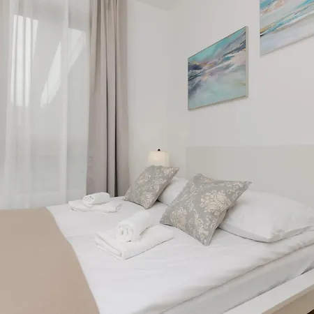 Oś Królewska - Comfortable In Wilanów Varsovia