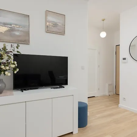 Oś Królewska - Comfortable In Wilanów *